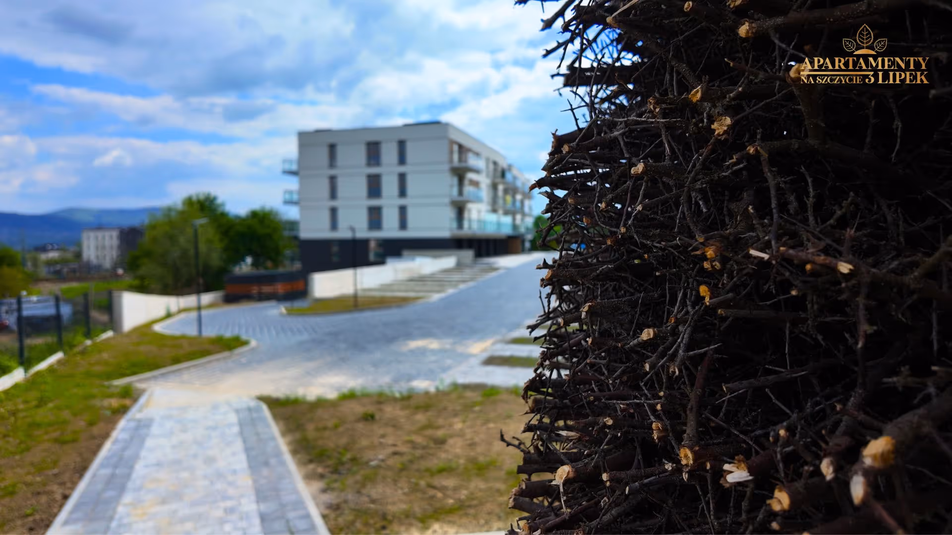Prywatna tężnia solankowa dla mieszkańców na terenie nowoczesnego osiedla Apartamenty na Szczycie 3 Lipek.