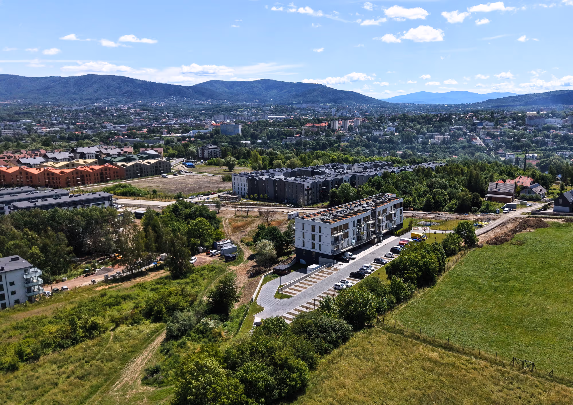 Widok na panoramę Beskidów